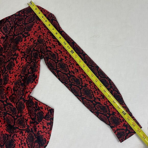 VINCE CAMUTO Womens Snake Print Balloon Sleeve Top XS Red Dark Romantic Vixen - Picture 11 of 11